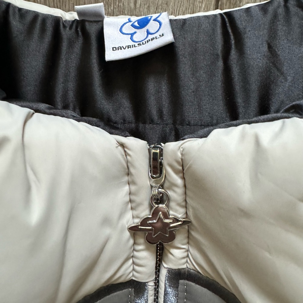Davril Supply Vest (RARE) - Picture 3 of 3